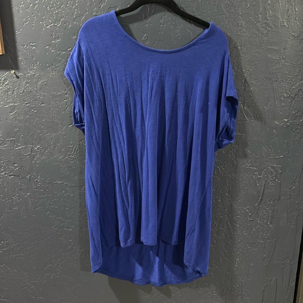 Royal blue shirt with crossed back